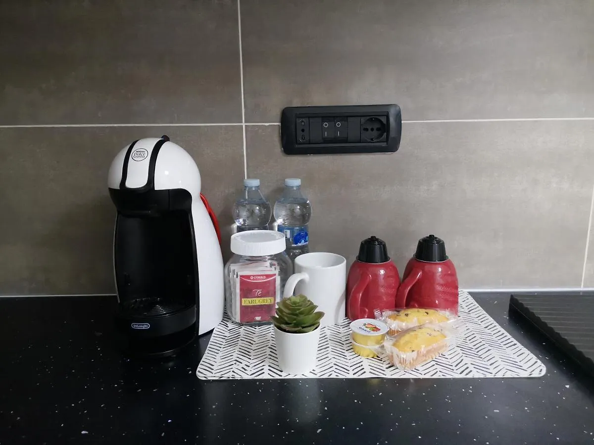 Hommy Lab - Stylish And Modern With Super Kitchen, Separate Entrance, Free Parking Olbia 0*,