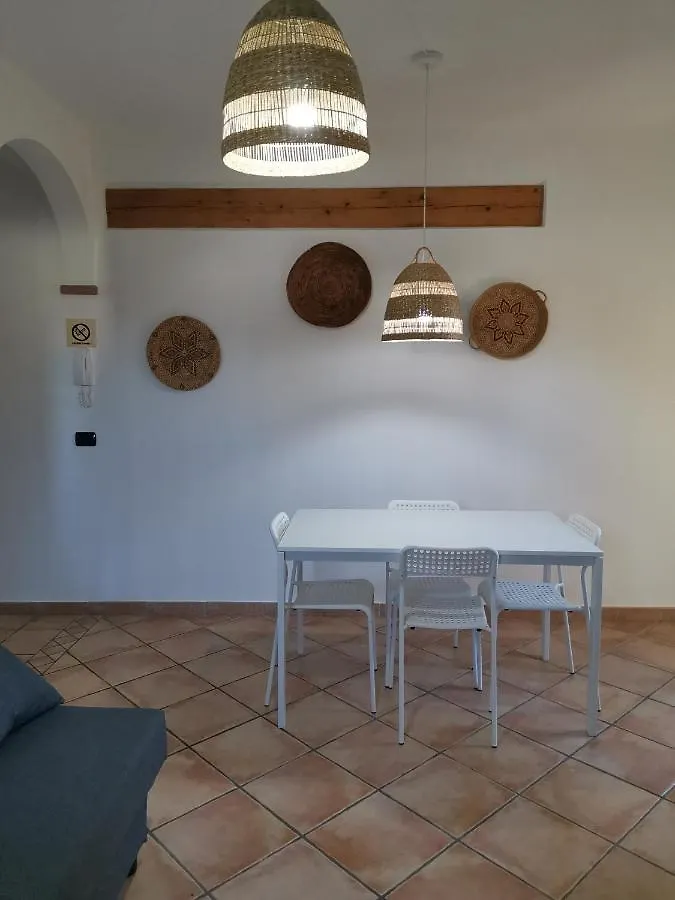 Hommy Lab - Stylish And Modern With Super Kitchen, Separate Entrance, Free Parking Olbia Apartment
