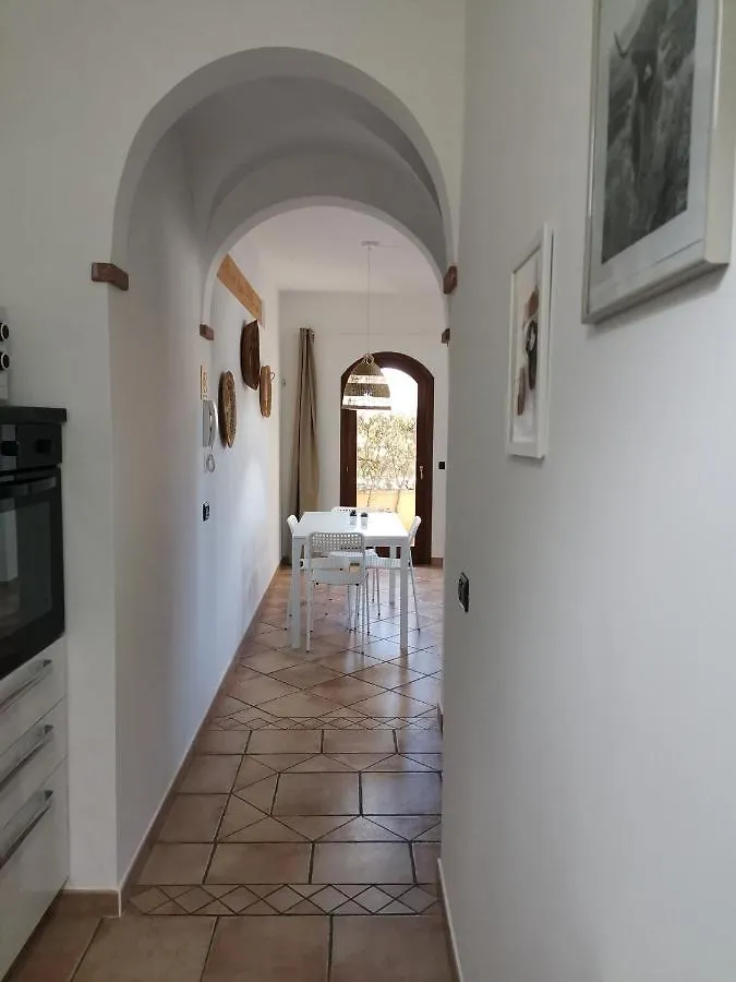 Hommy Lab - Stylish And Modern With Super Kitchen, Separate Entrance, Free Parking Olbia Apartment