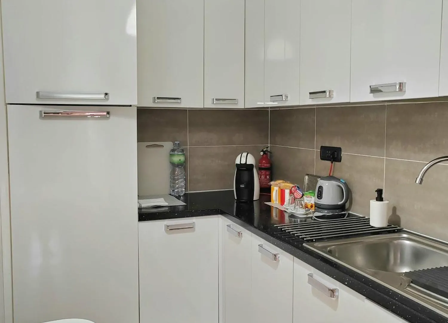 Apartment Hommy Lab - Stylish And Modern With Super Kitchen, Separate Entrance, Free Parking Olbia